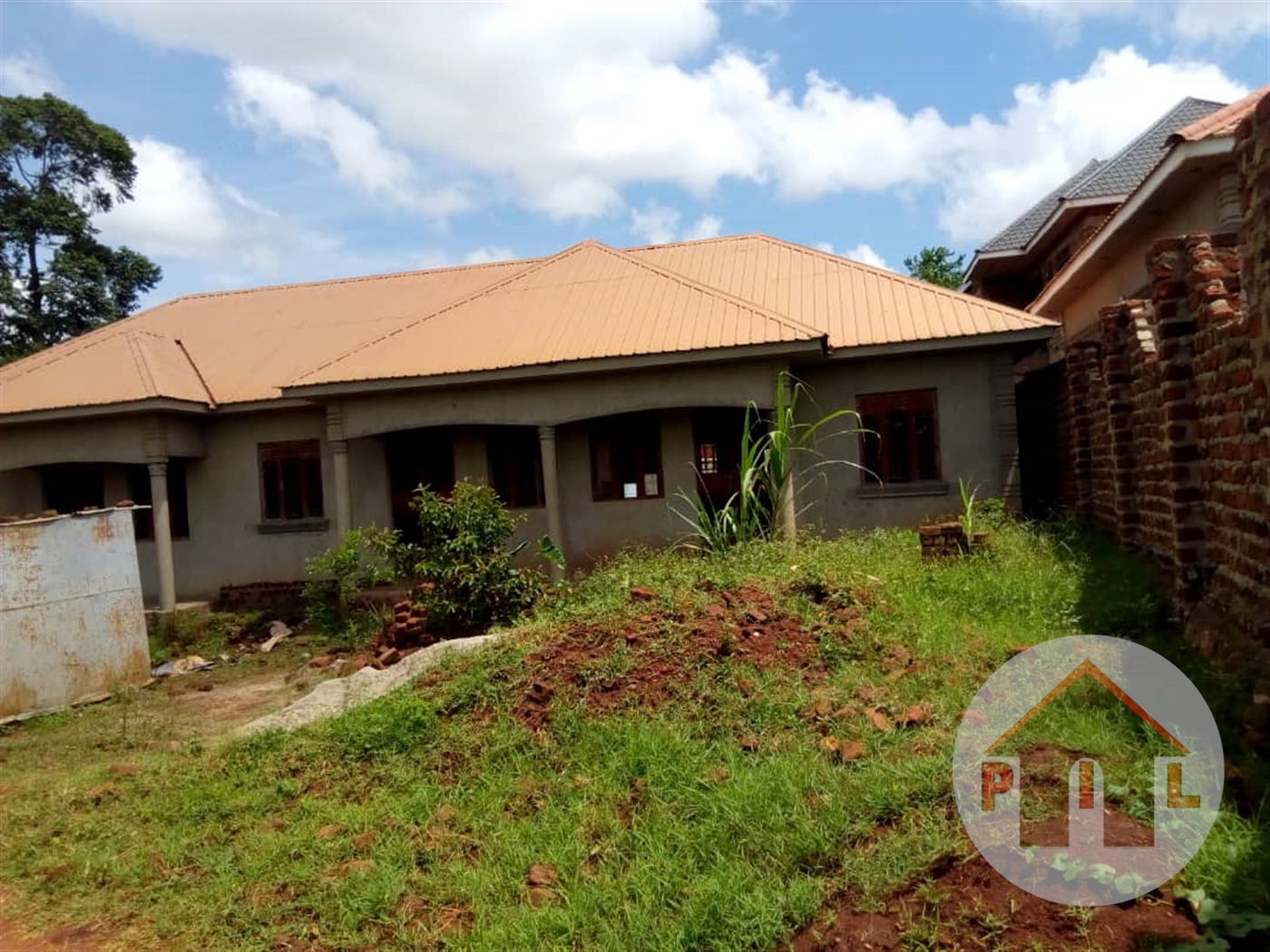 Shell House for sale in Kitende Wakiso