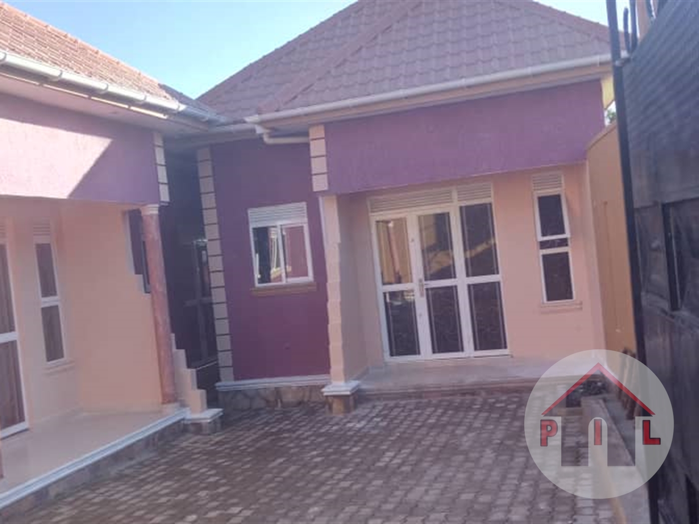 Studio for rent in Kiwaatule Wakiso