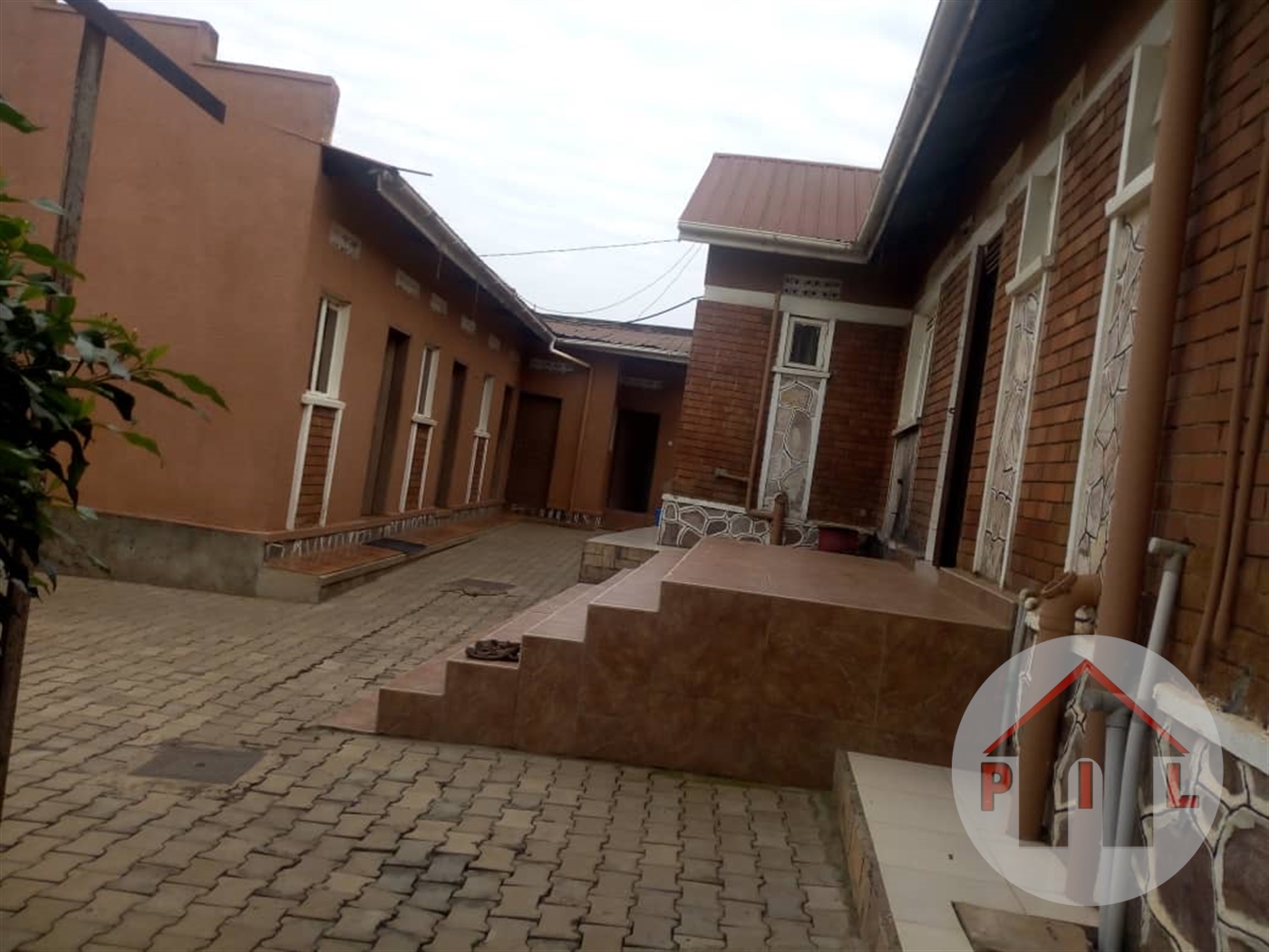 Bungalow for sale in Kirinya Wakiso