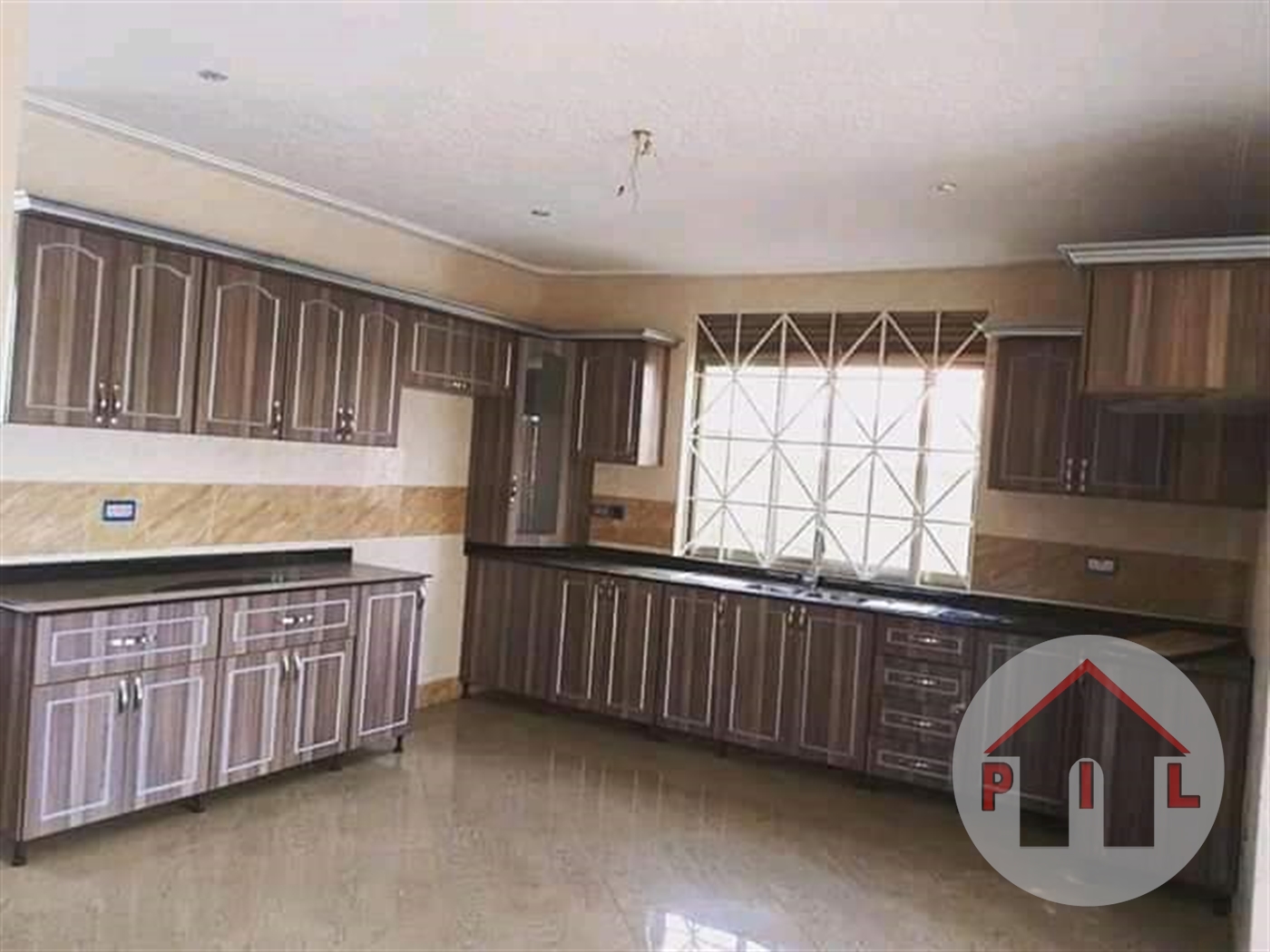 Duplex for sale in Kira Wakiso