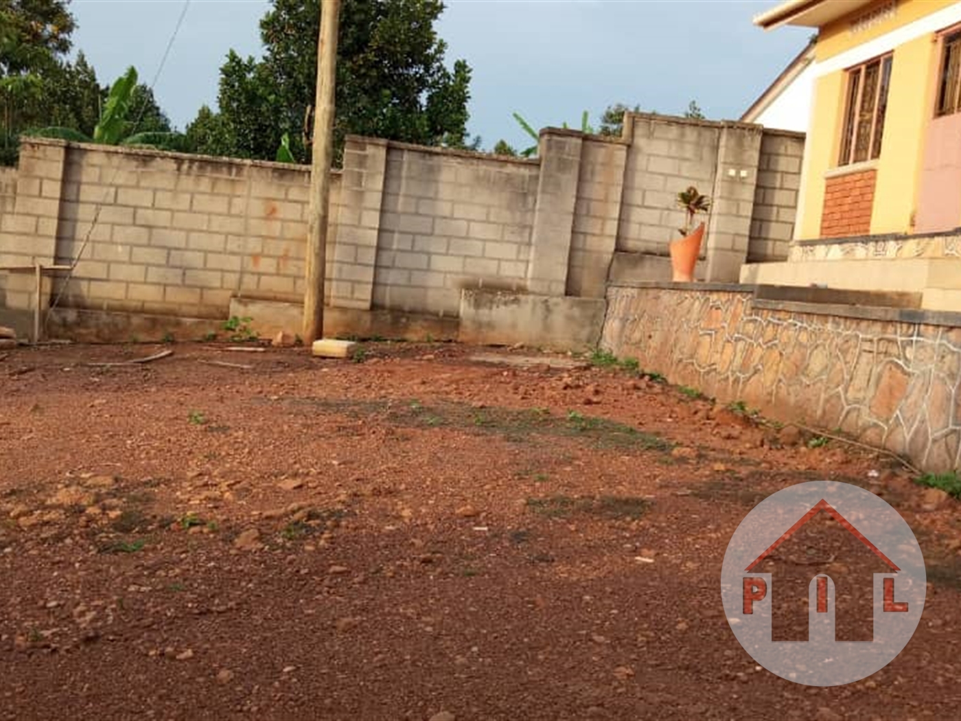 Bungalow for sale in Kitende Wakiso