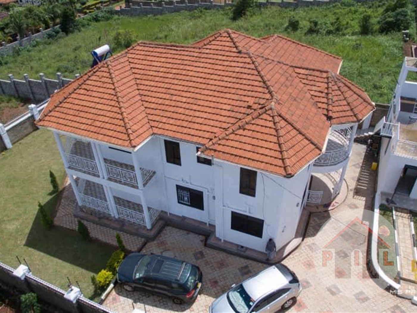 Storeyed house for sale in Bwebajja Wakiso