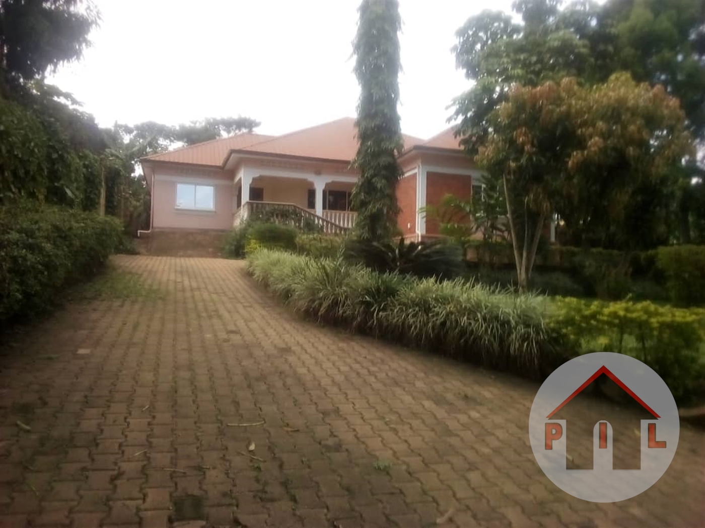 Bungalow for sale in Kyengela Wakiso