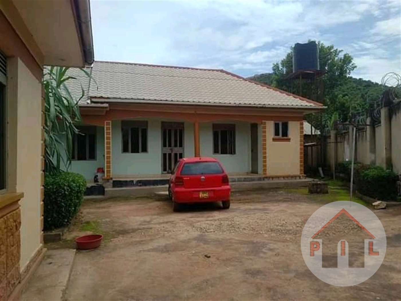 Bungalow for sale in Mutungo Wakiso