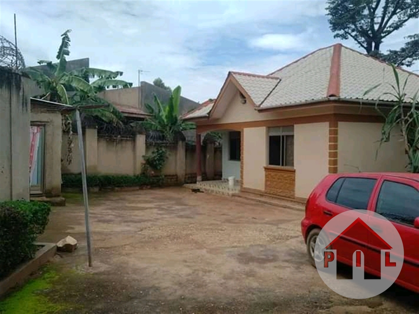 Bungalow for sale in Mutungo Wakiso