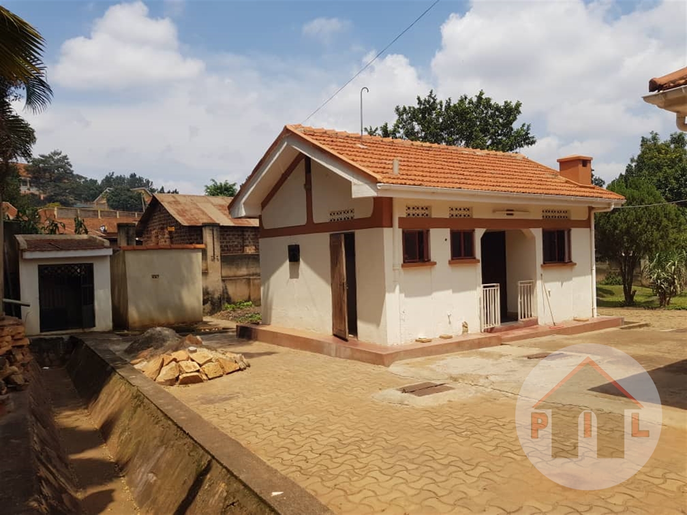 Storeyed house for rent in Naguru Kampala