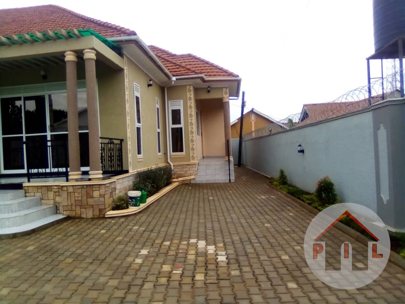 Bungalow for sale in Kitende Wakiso