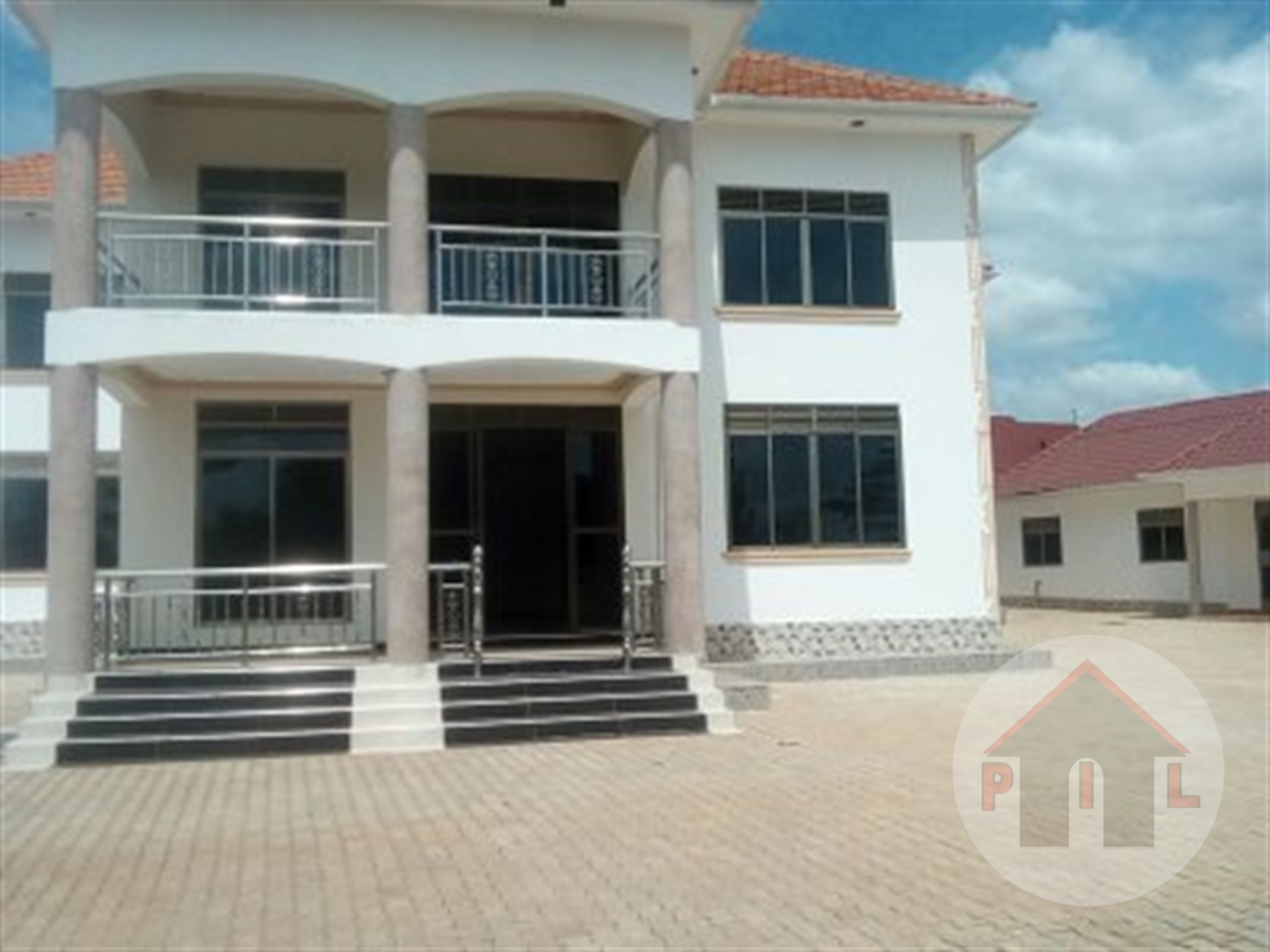 Storeyed house for sale in Gayaza Wakiso