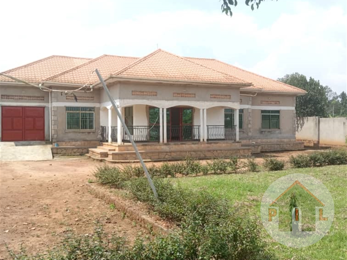 Bungalow for sale in Nsangi Wakiso