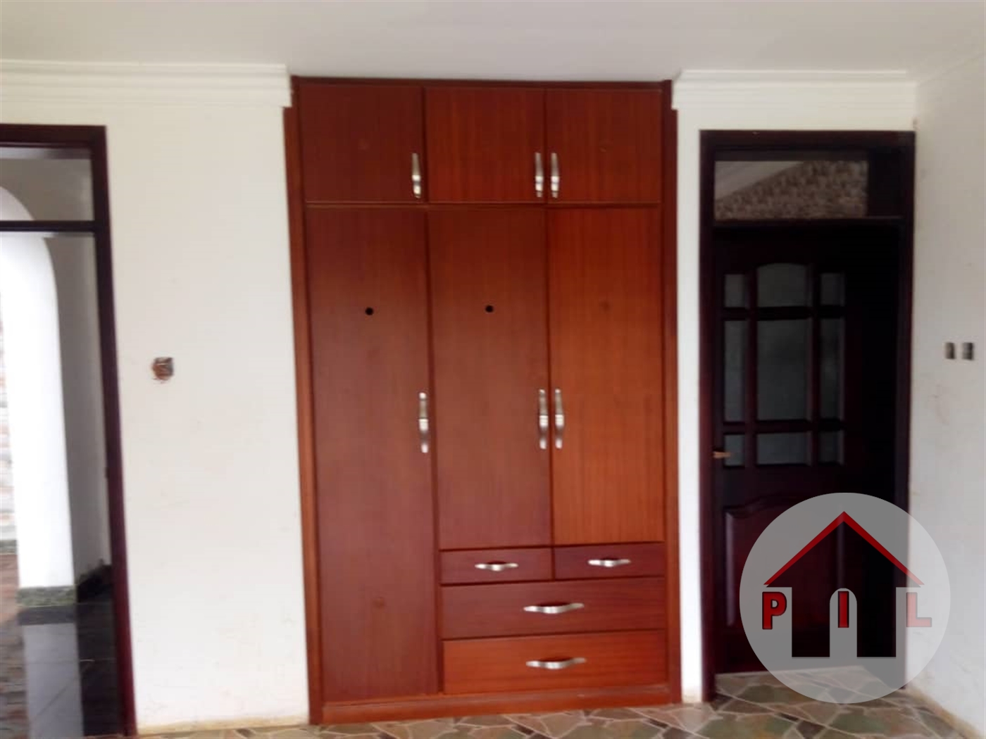 Storeyed house for sale in Bwebajja Wakiso