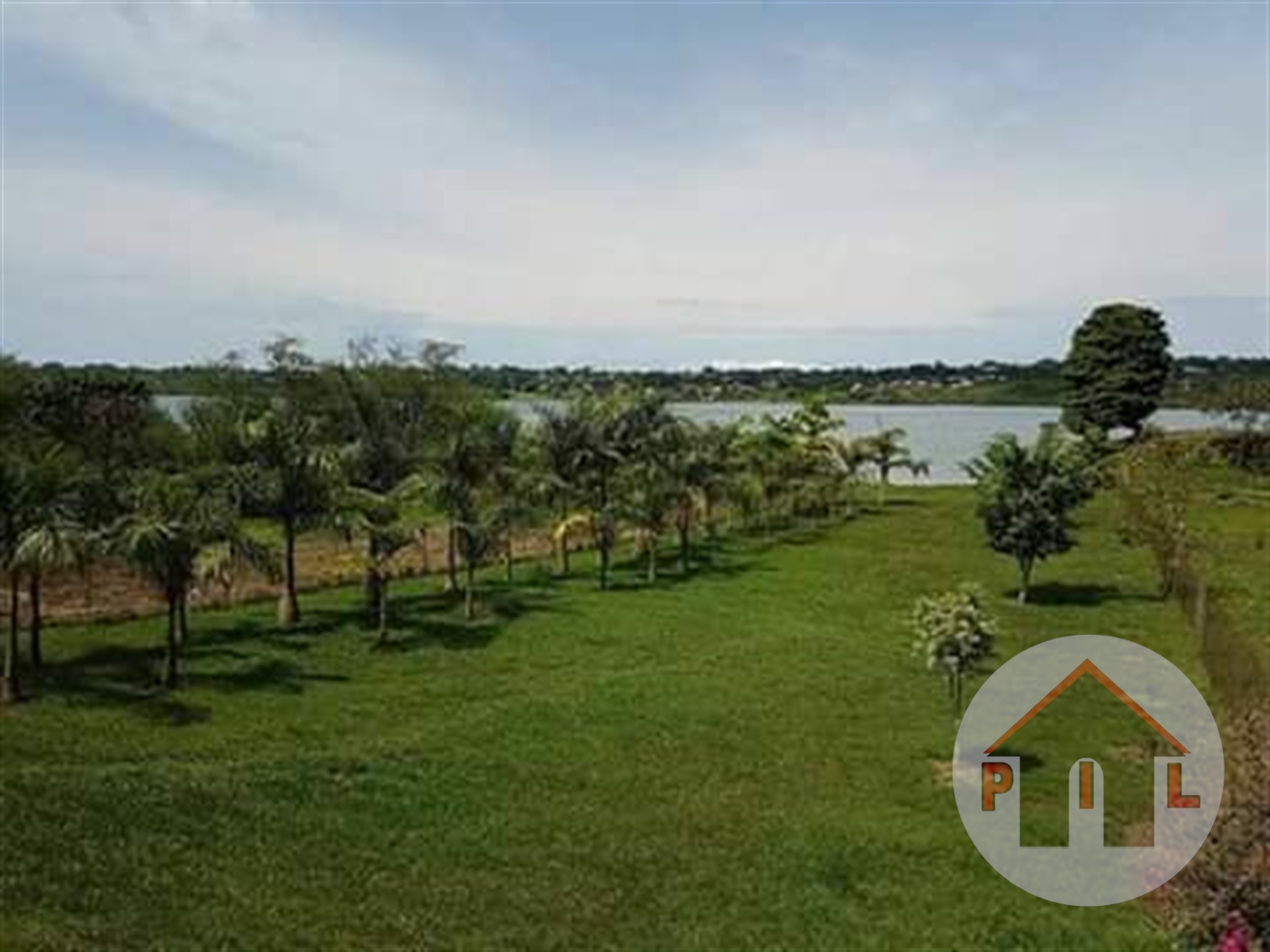 Mansion for sale in Garuga Wakiso