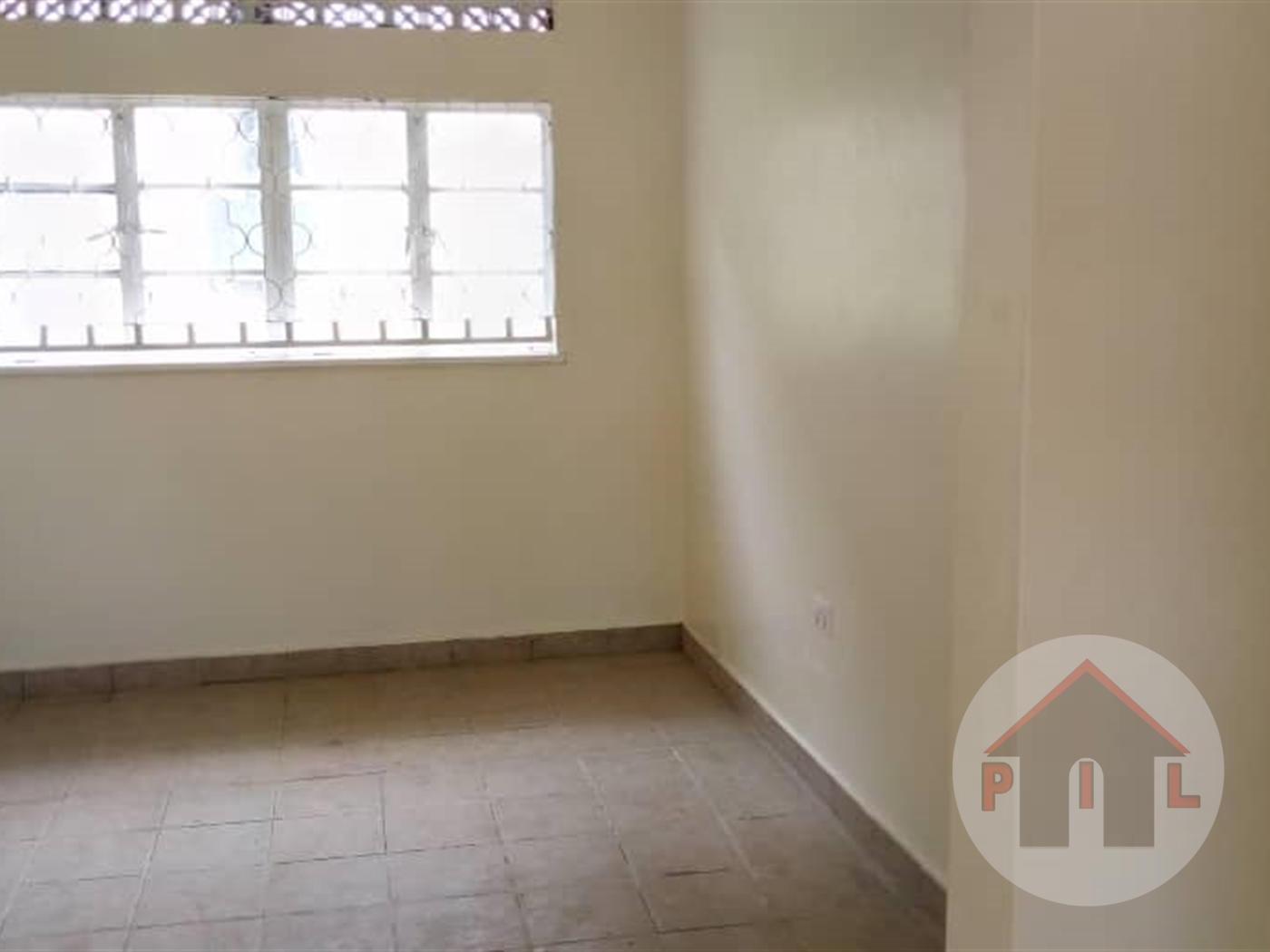 Bungalow for rent in Bugoloobi Kampala