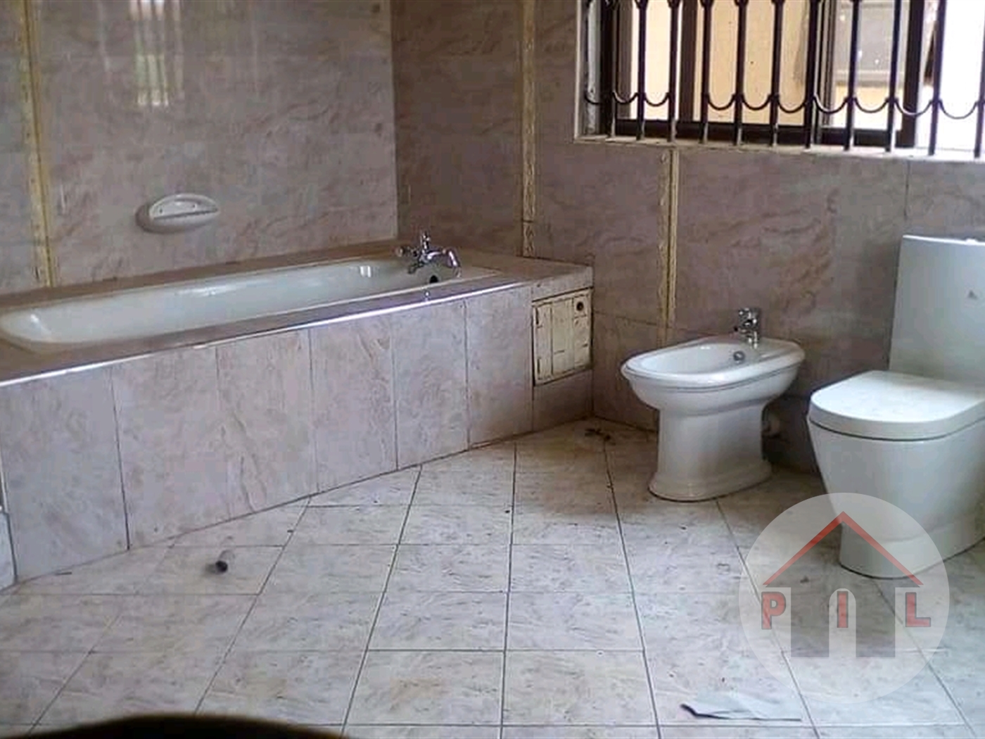 Bungalow for sale in Munyonyo Kampala