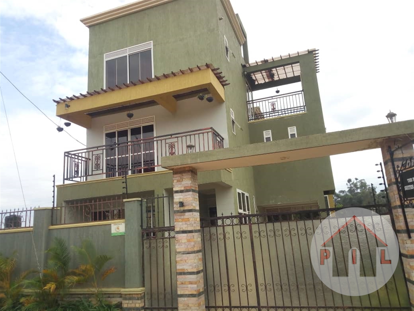 Mansion for sale in Naalya Wakiso