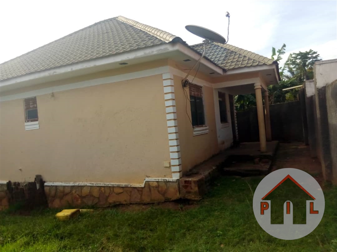 Bungalow for sale in Kitende Wakiso