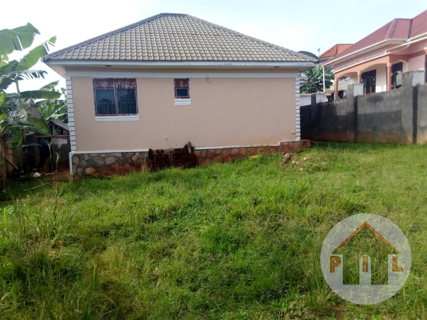 Bungalow for sale in Kitende Wakiso