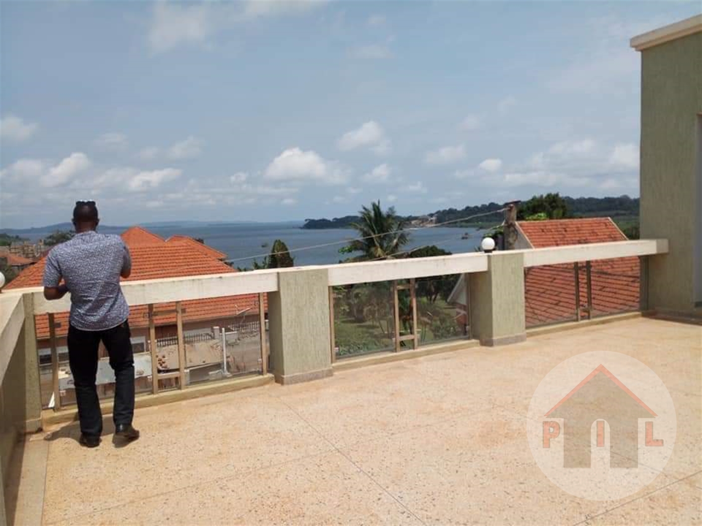 Storeyed house for sale in Mulungo Kampala