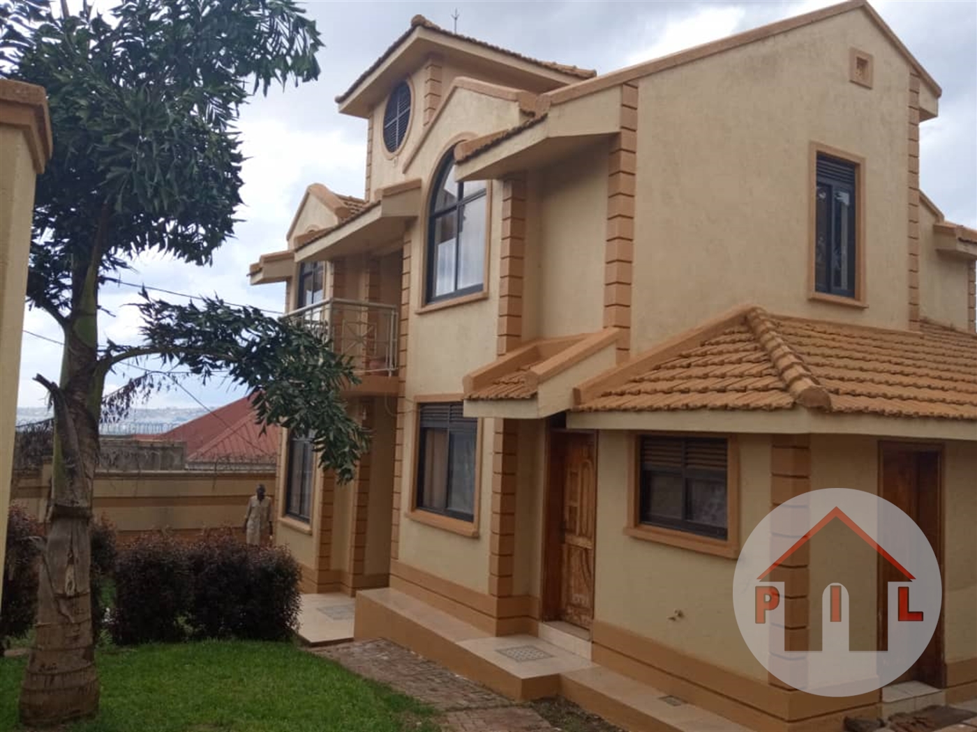 Mansion for sale in Kirinya Mukono