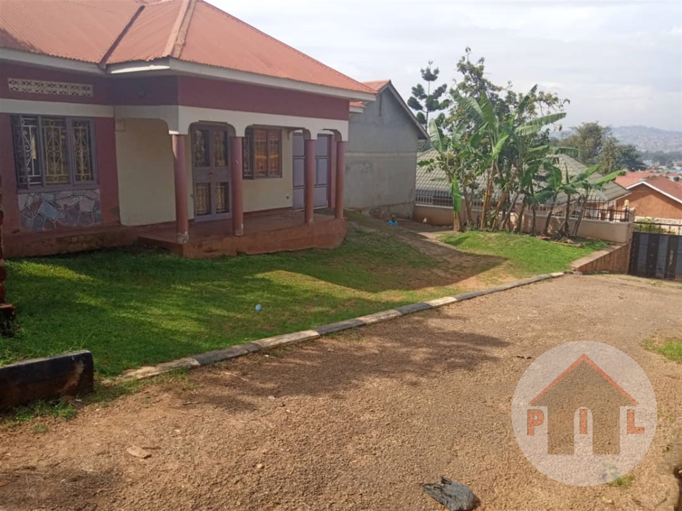 Bungalow for sale in Kirinya Wakiso