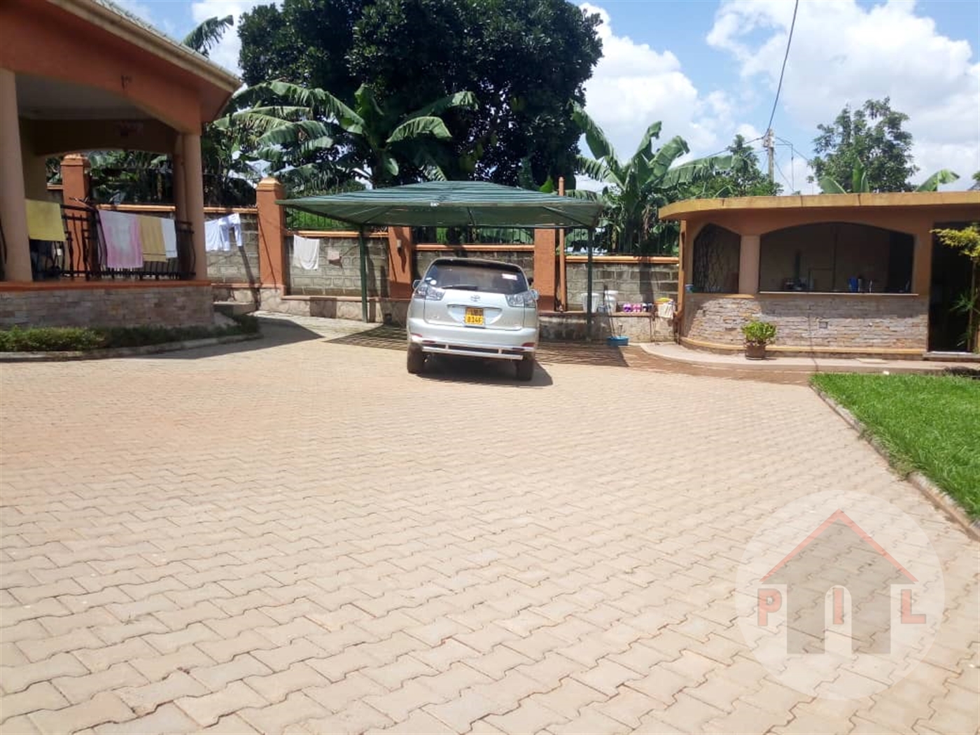 Bungalow for sale in Buziga Wakiso