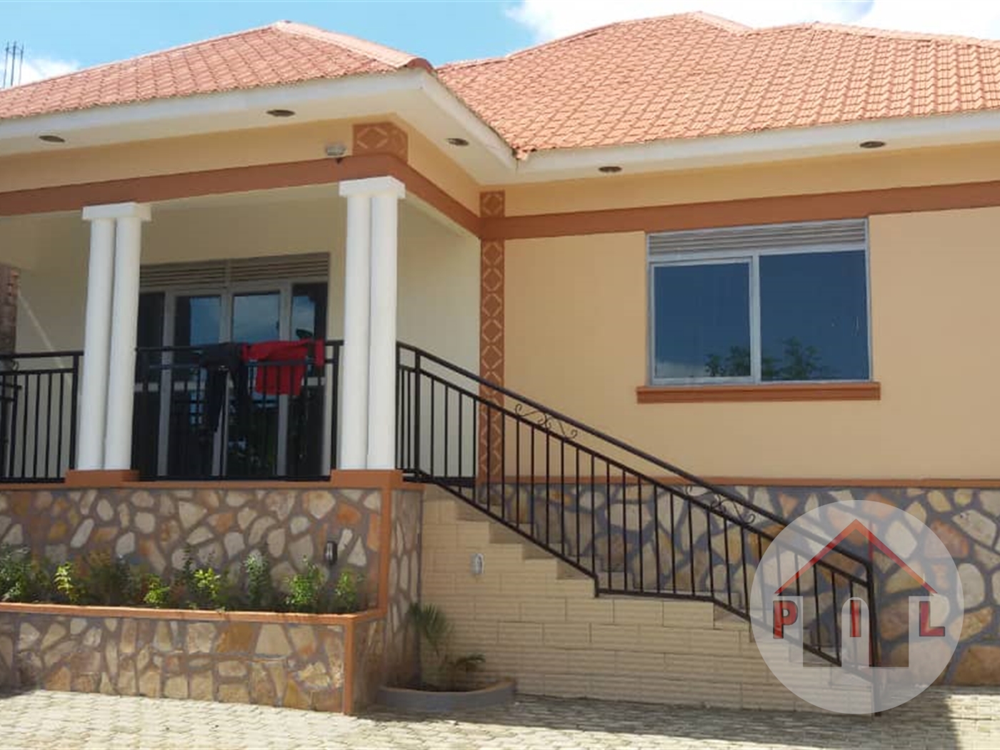 Bungalow for sale in Bwebajja Wakiso