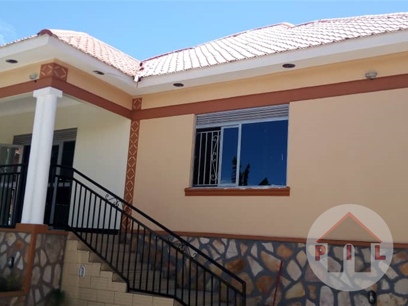 Bungalow for sale in Bwebajja Wakiso