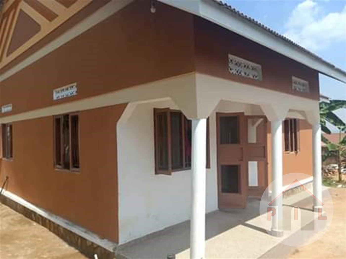 Bungalow for sale in Kyebando Wakiso