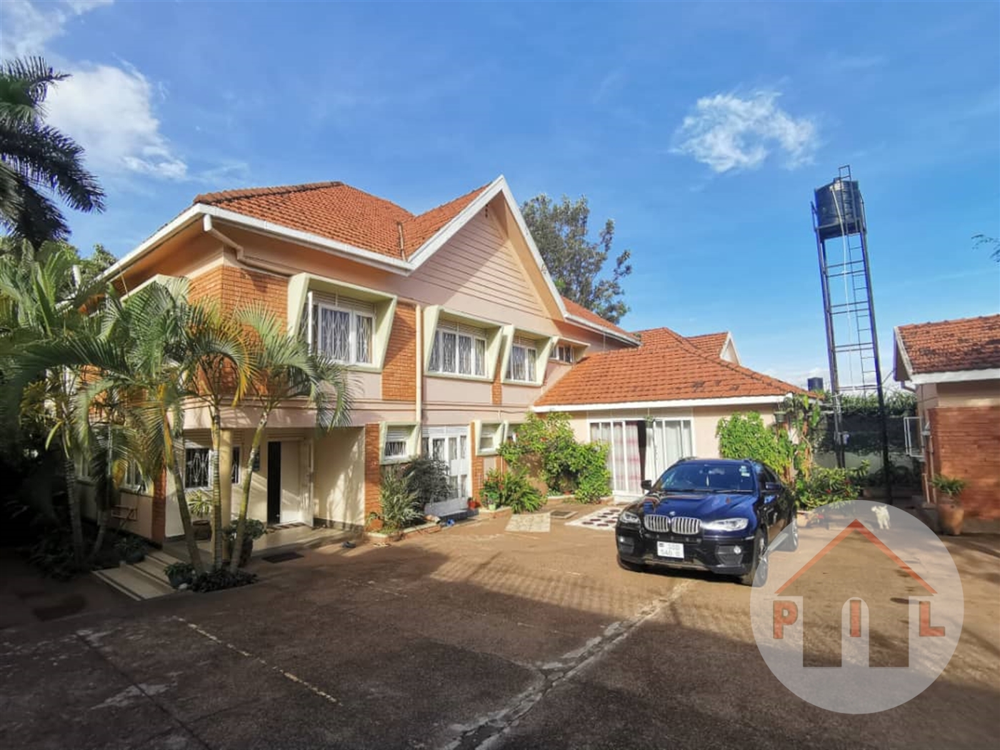 Bungalow for sale in Muyenga Kampala