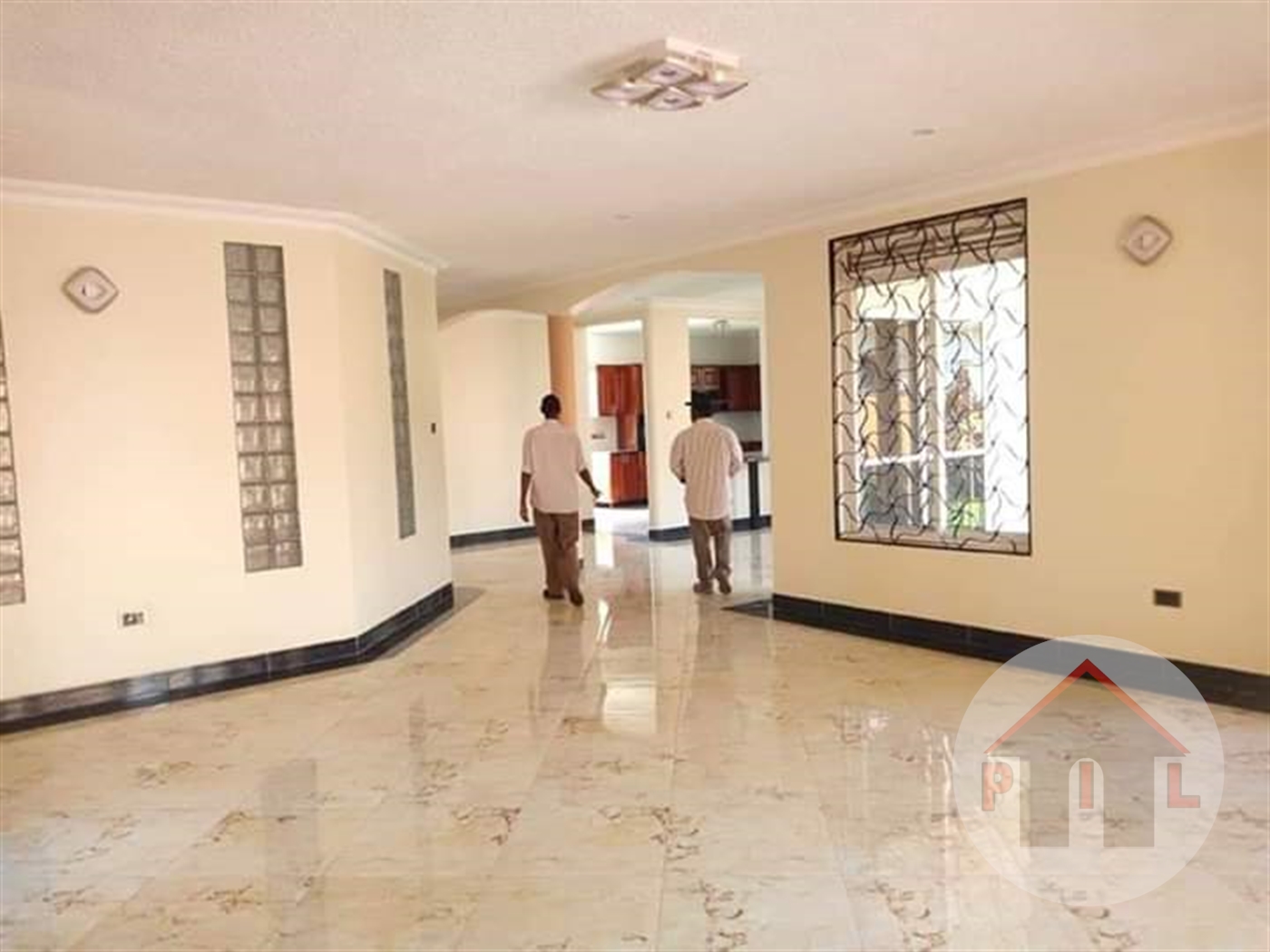 Storeyed house for sale in Munyonyo Kampala