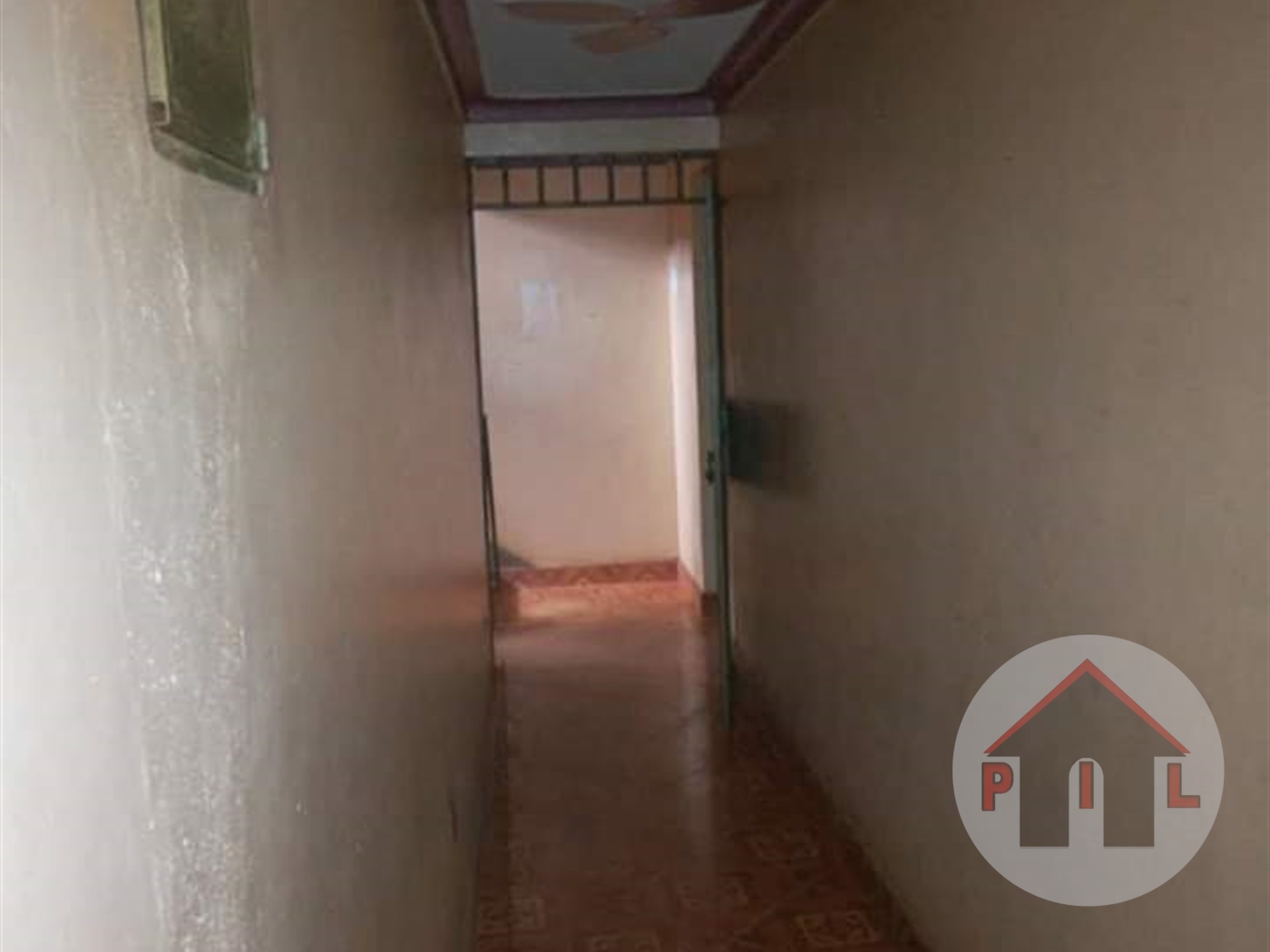 Storeyed house for sale in Kireka Wakiso