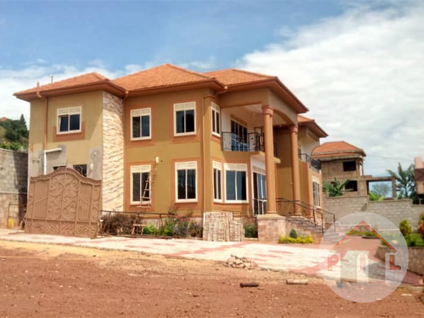 Mansion for sale in Akright Wakiso