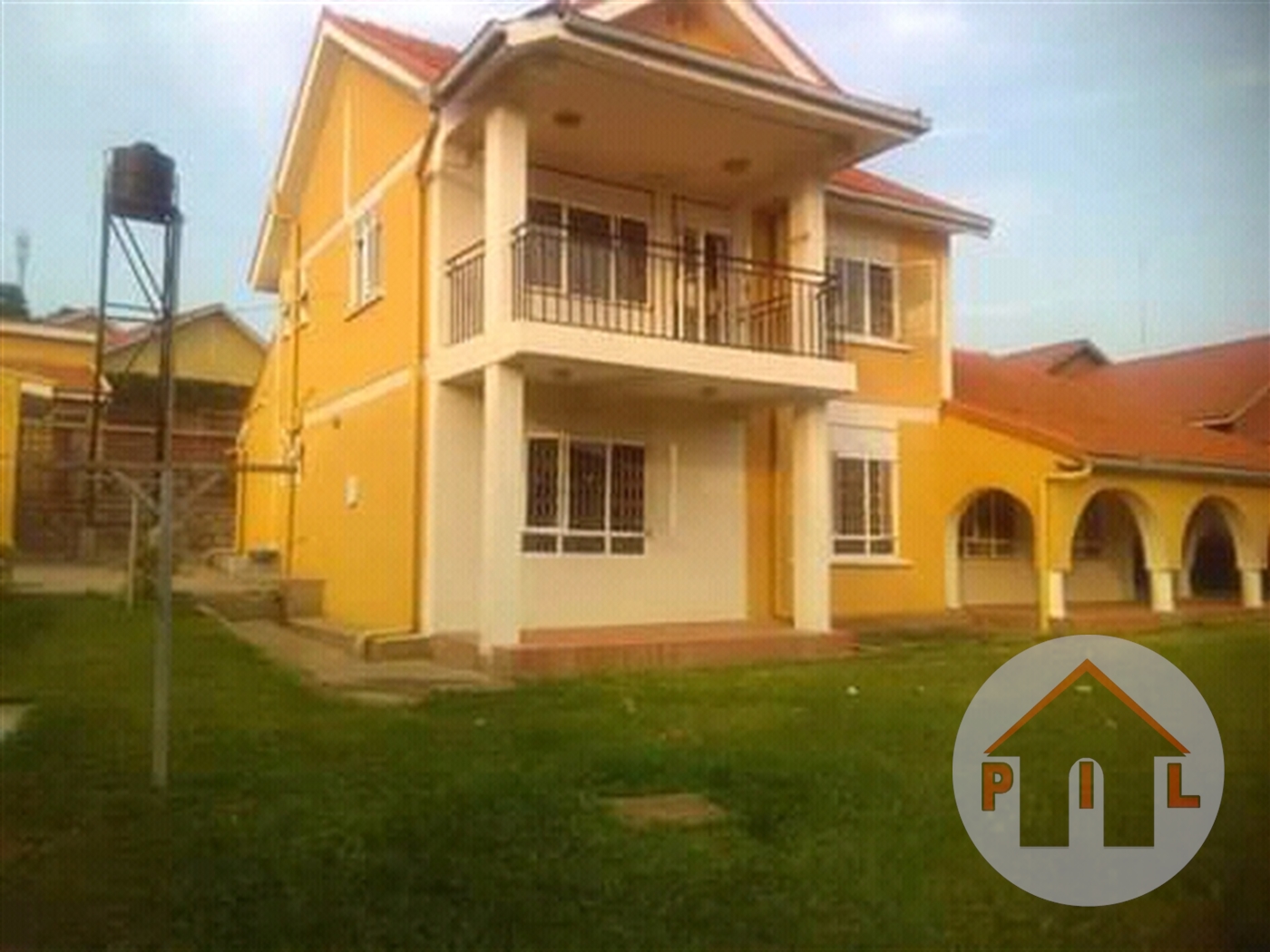 Mansion for sale in Kisaasi Wakiso