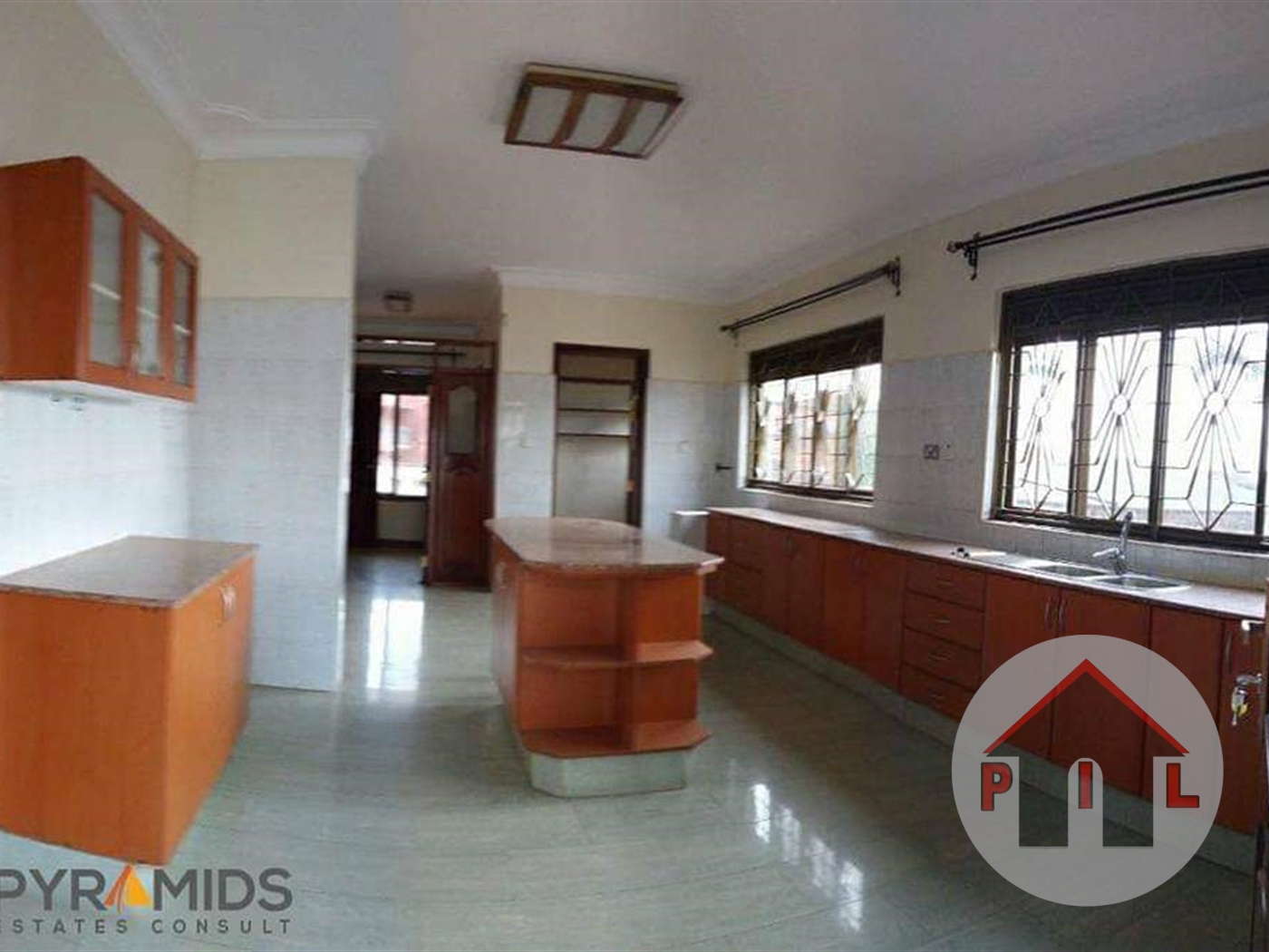 Mansion for sale in Kololo Kampala