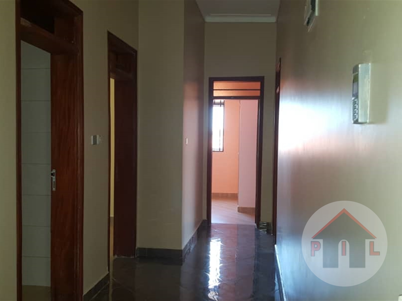 Bungalow for sale in Kitende Wakiso