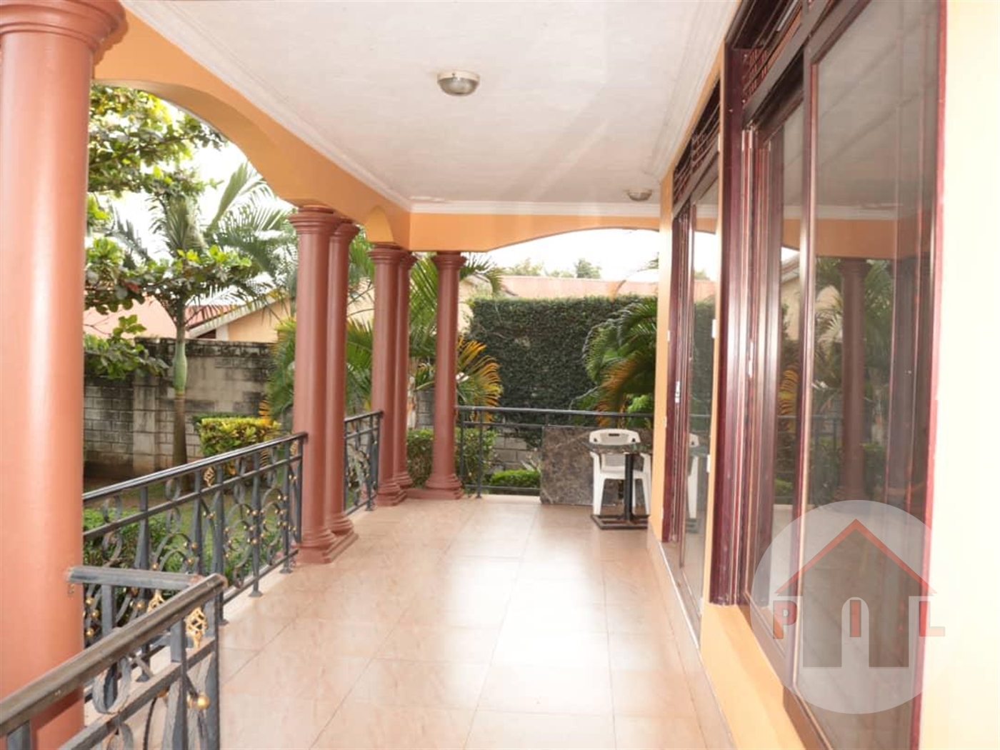 Hotel for sale in Zana Wakiso