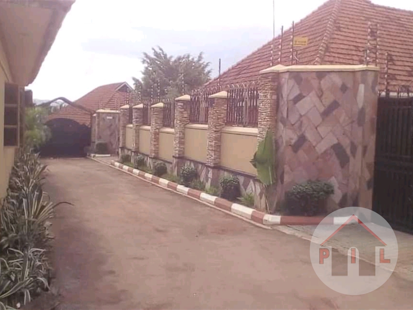 Bungalow for sale in Munyonyo Kampala