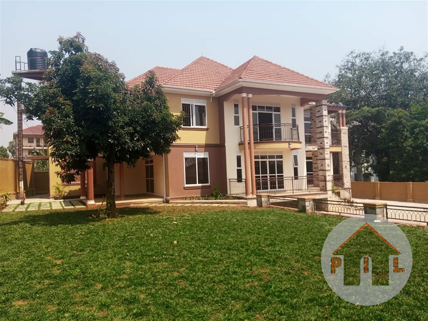 Storeyed house for sale in Munyonyo Kampala