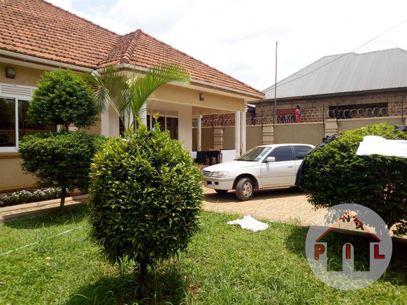 Bungalow for sale in Kira Wakiso