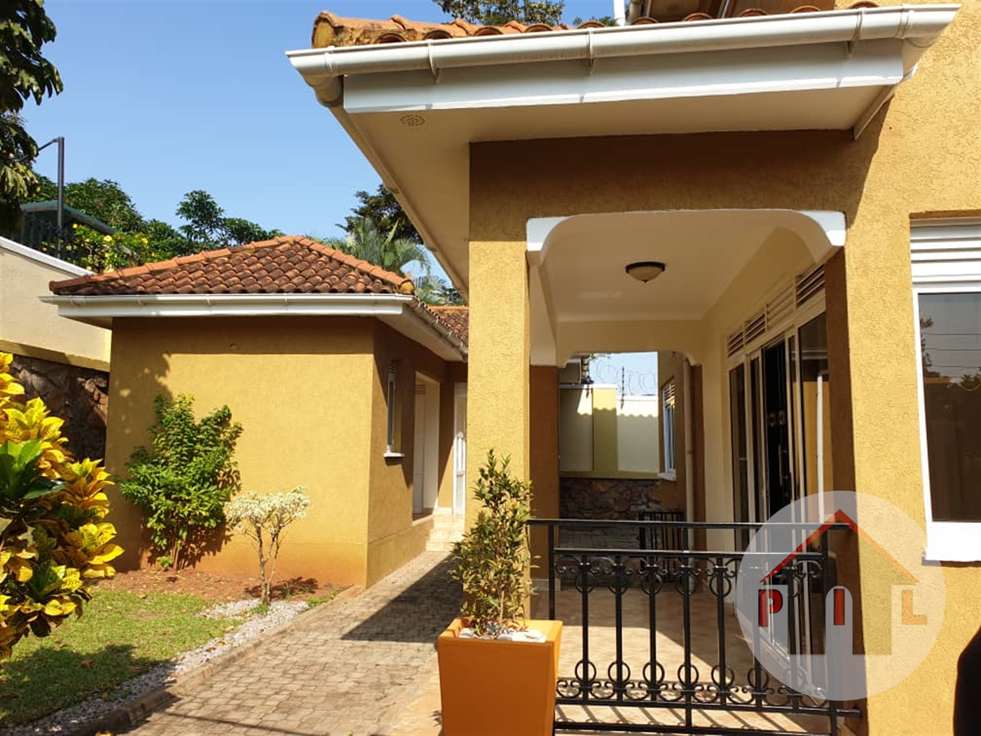 Mansion for sale in Muyenga Kampala