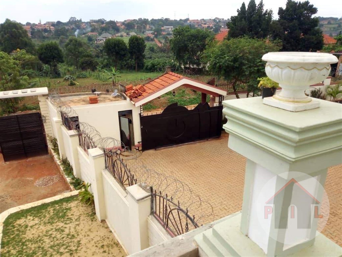 Storeyed house for sale in Kira Wakiso