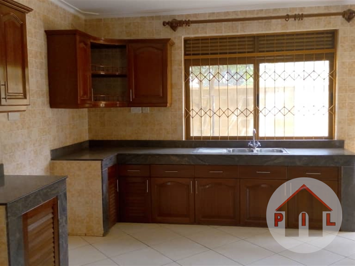 Storeyed house for sale in Bbunga Wakiso