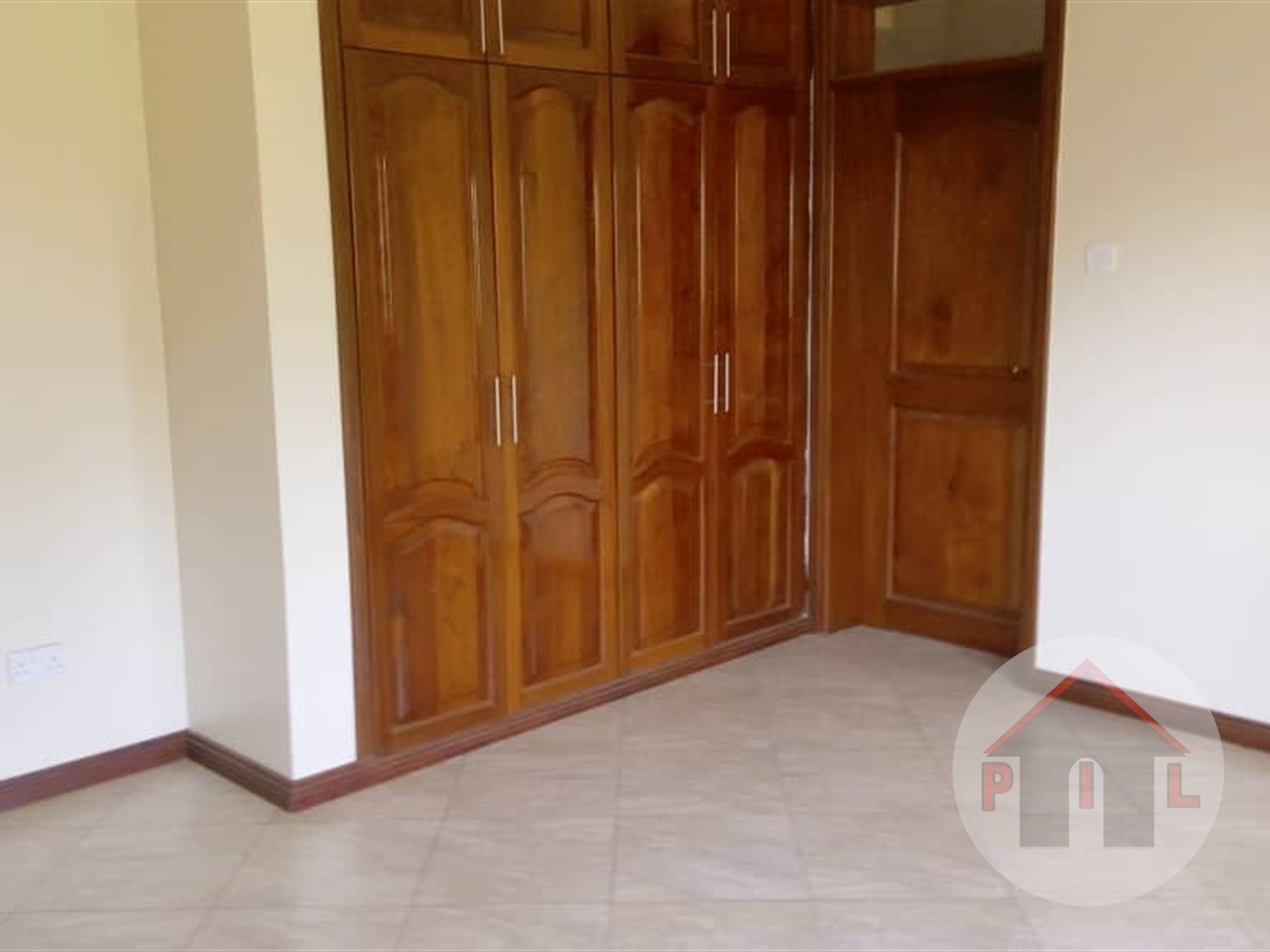 Storeyed house for sale in Bbunga Wakiso