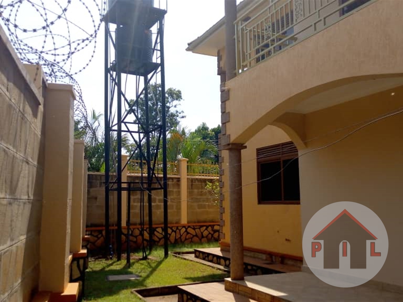 Storeyed house for sale in Bbunga Wakiso