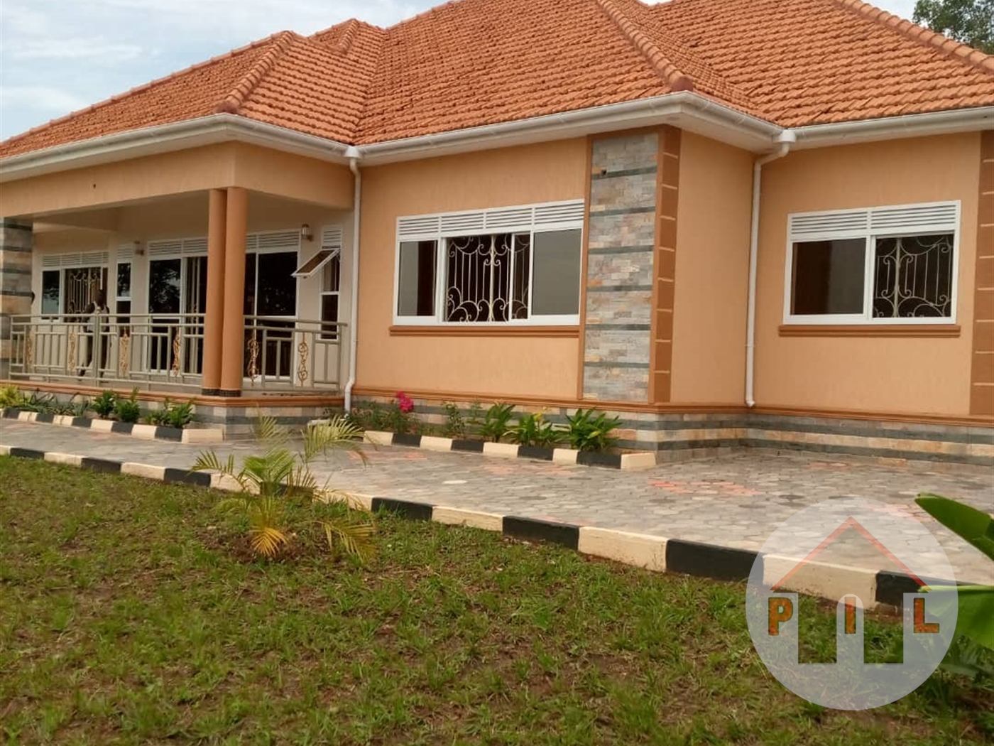 Bungalow for sale in Bwebajja Wakiso