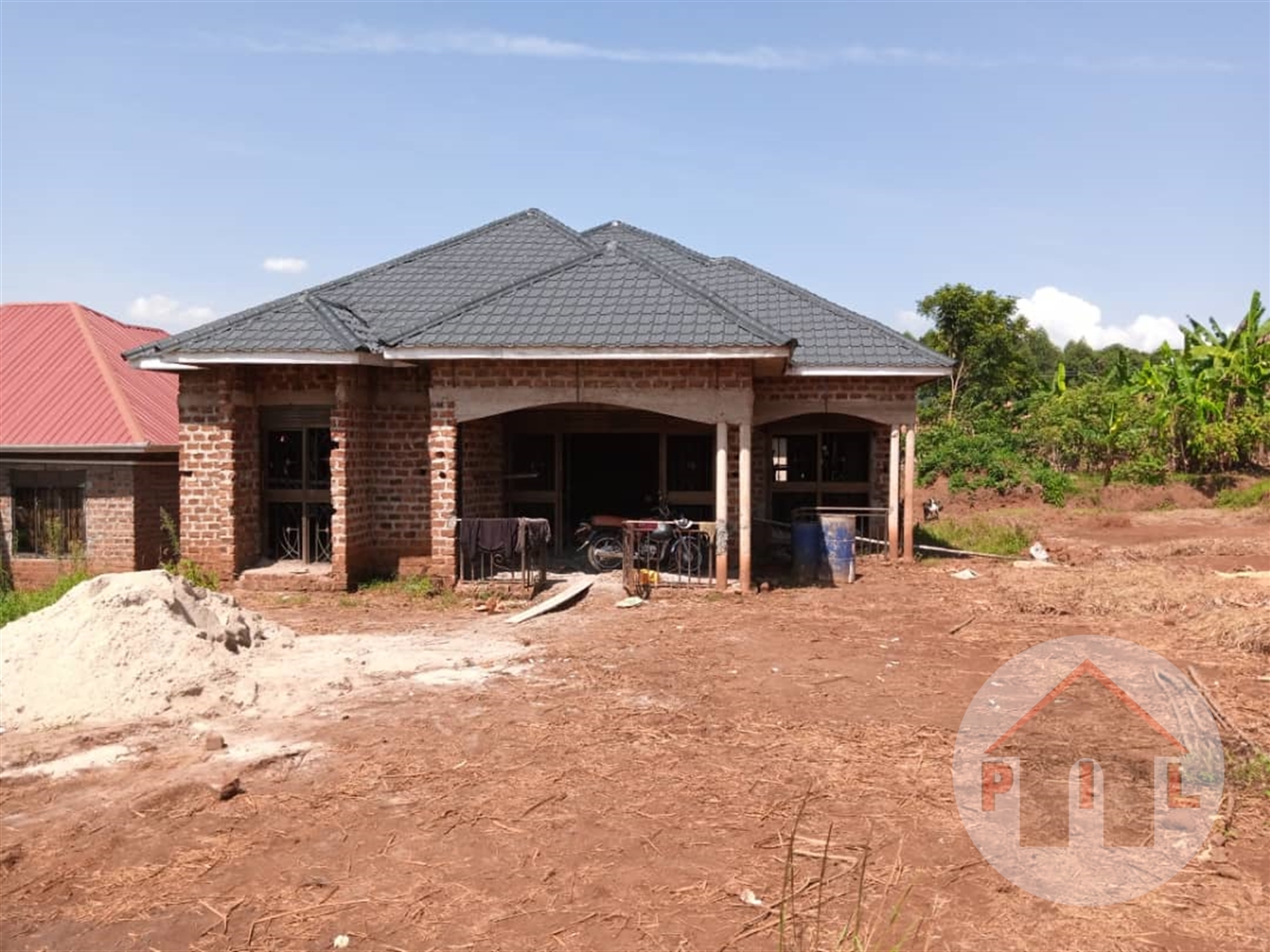 Bungalow for sale in Nakweelo Wakiso