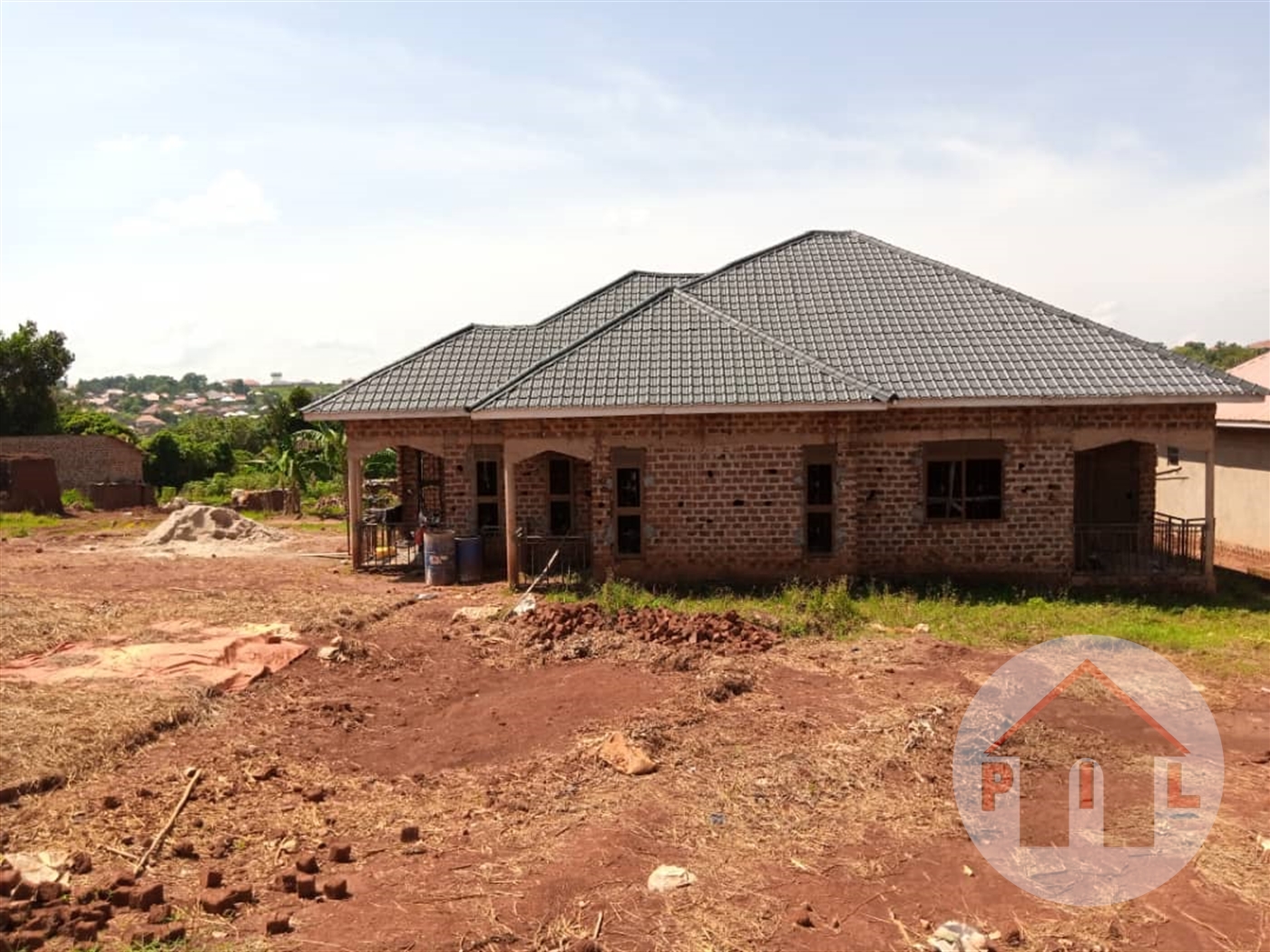 Bungalow for sale in Nakweelo Wakiso