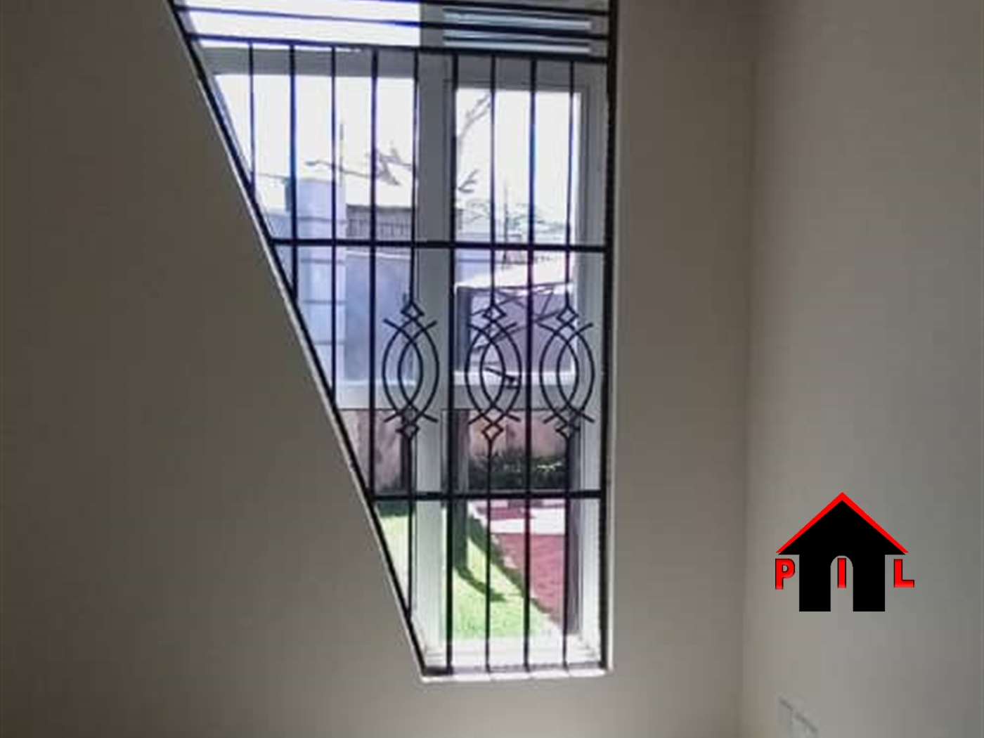 Storeyed house for sale in Munyonyo Kampala