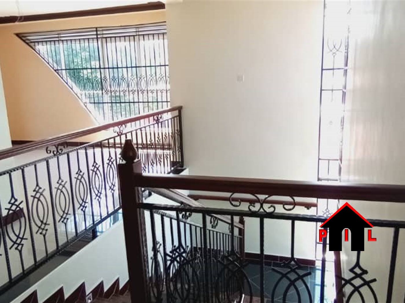 Storeyed house for sale in Munyonyo Kampala