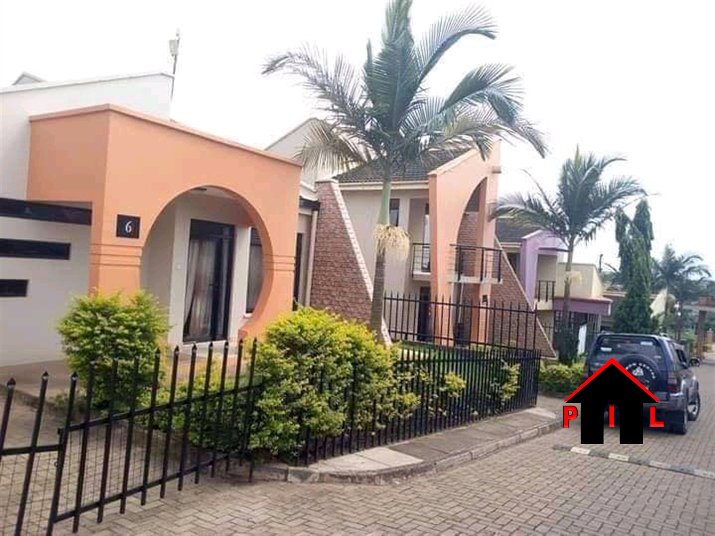 Duplex for sale in Kyanja Kampala