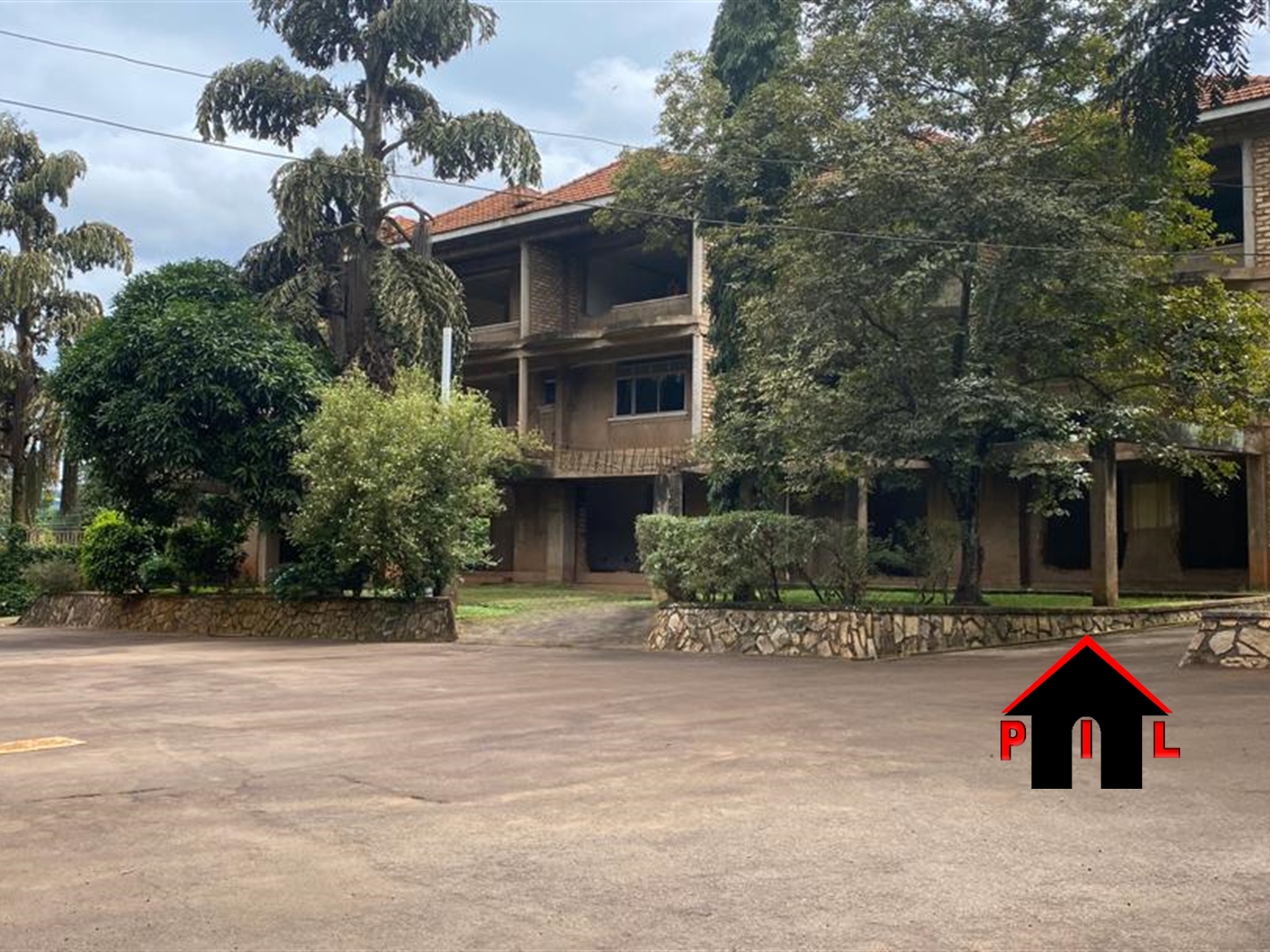 Shell House for sale in Naguru Kampala